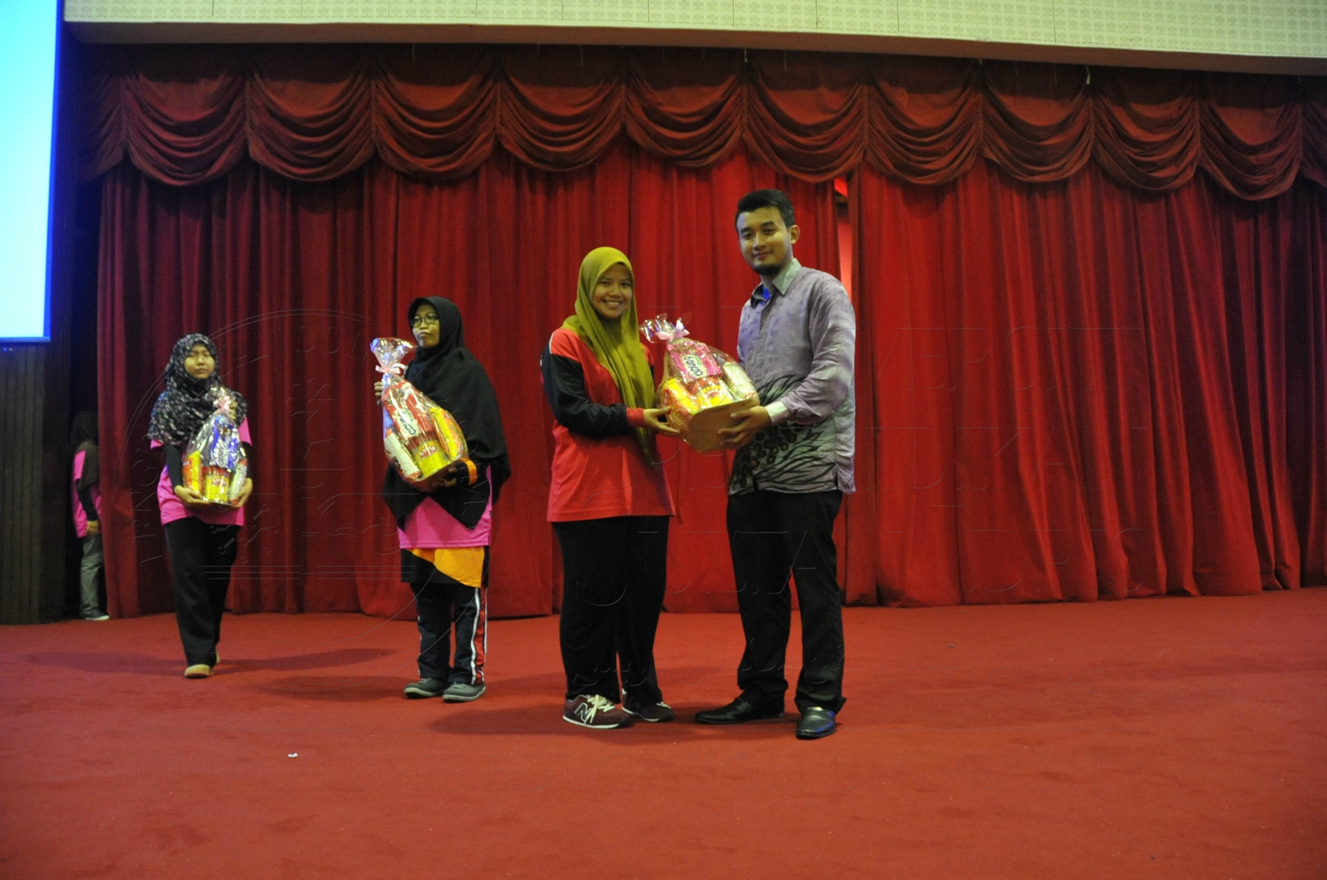 PRO15 158 CATUR HAS 9434